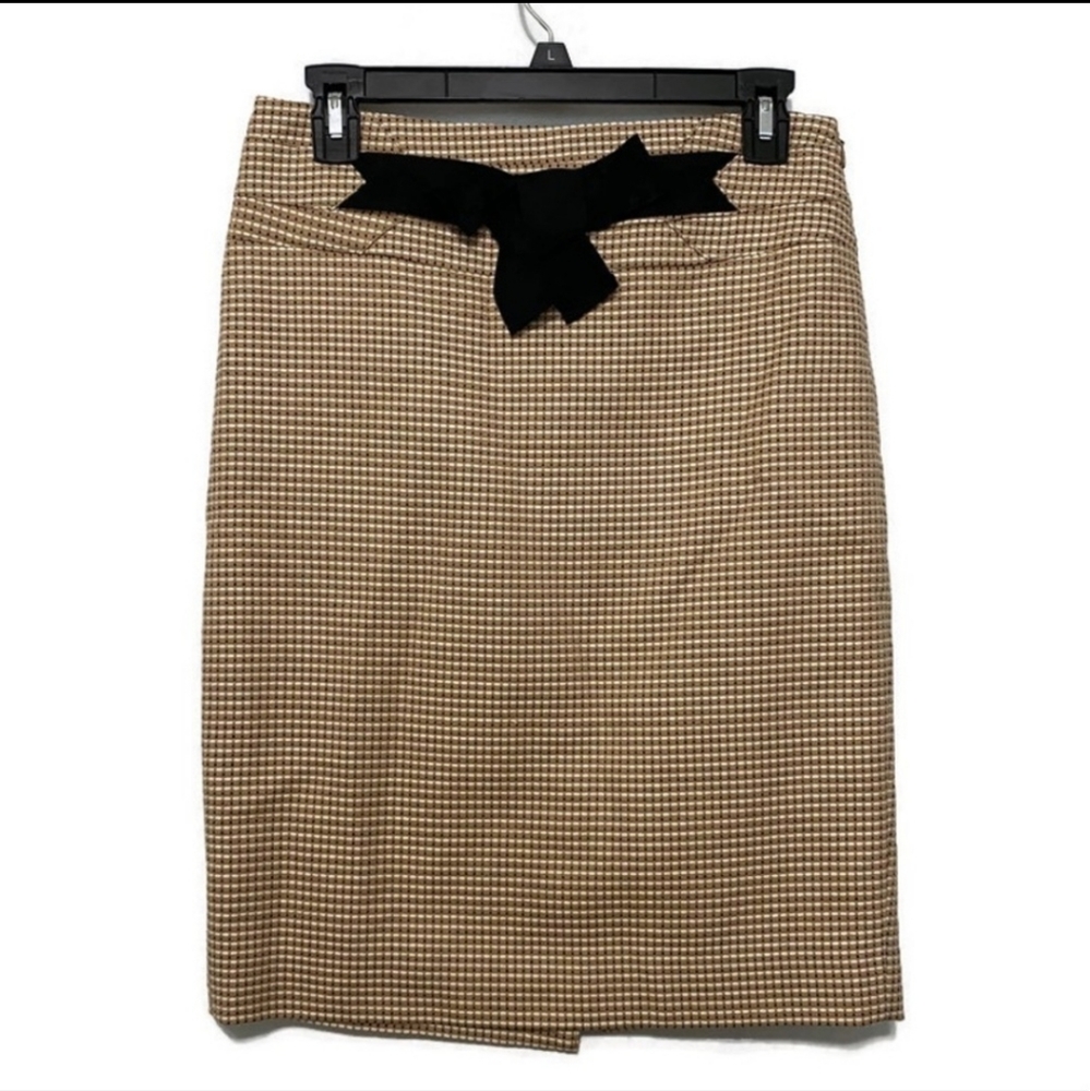 The Limited size 2 pencil skirt with bow